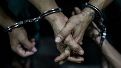 الرقابة الإدارية تضبط شبكة دولية للاتجار بالبشر بينها مطربة مغمورة