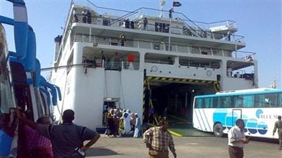 ميناء نويبع يستقبل 455 راكبًا