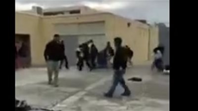 «والبنات تصوت».. مشاجرة جماعية بين طلاب داخل المدرسة (فيديو)