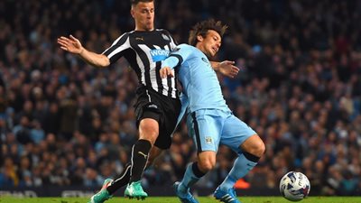 مان سيتي يستعيد خدمات 