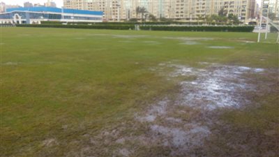 الملعب يتسبب في إلغاء مباراة سموحة والأهلي بدوري 99