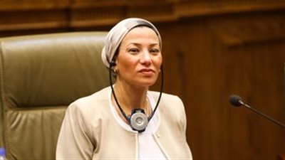وزيرة البيئة تبحث آليات دمج القطاع الخاص في منظومة النظافة