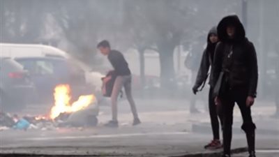 تظاهرات طلابية بفرنسا اعتراضا على تعديل منظومة التعليم (فيديو)