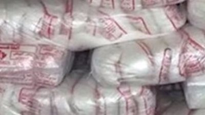 ضبط 47 طن سكر و4957 زجاجة زيت تمويني مدعم بالشرقية