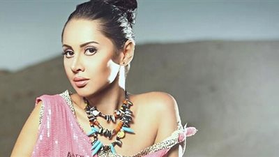 ياسمين رئيس إجازة من تصوير «أنا شهيرة» بسبب مهرجان دبي