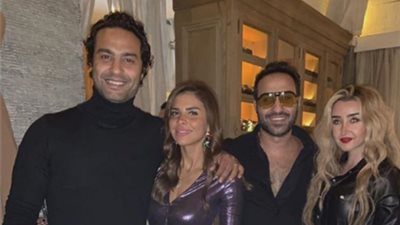 أحمد فهمي وهنا الزاهد يحتفلان بعيد ميلاد شقيقه كريم