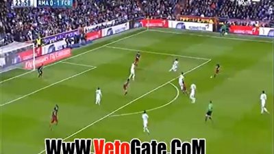 بالفيديو.. «روبرتو» يهدر فرصة الهدف الثاني لبرشلونة أمام ريـال مدريد