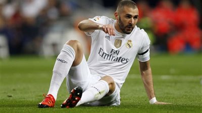 بالفيديو والصور.. برشلونة يهين مدريد برباعية في الكلاسيكو