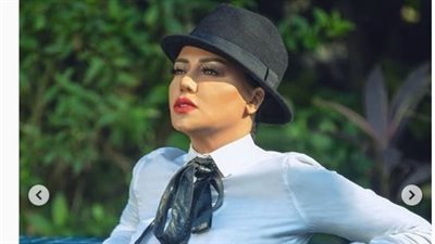 جلسة تصوير جديدة لرانيا يوسف بعد أزمة الفستان