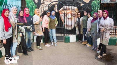 رسم حديقة الحيوان بالأيدي الناعمة.. حكاية طالبات يحلمن بتجميل العشوائيات