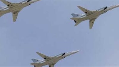 القاذفات الروسية توجه ضربة جديدة إلى مواقع داعش في دير الزور