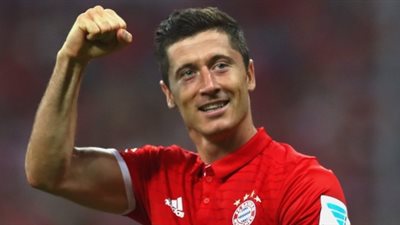 ليفاندوفسكي يقود هجوم بايرن أمام باريس سان جيرمان بدوري الأبطال