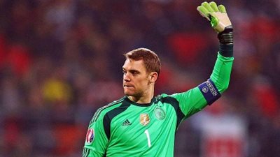 «نوير» يفوز بجائزة أفضل حارس في العالم