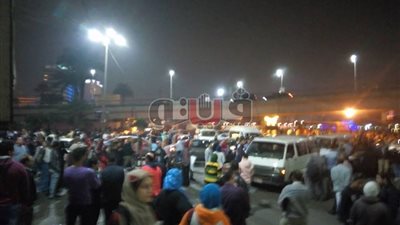 شلل مروري بشوارع المحروسة بسبب تعطل المترو.. «الفرامل» وراء توقف الحركة 3 ساعات.. تكدس وازدحام المواطنين في المواقف والميادين.. والشركة تعتذر: سيناريو لن يتكرر
