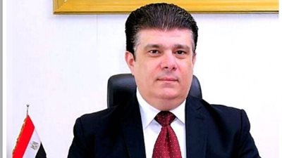 «الوطنية للإعلام» تحقق في خطأ على الشاشة أثناء حوار البابا تواضروس