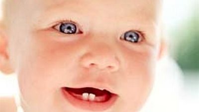 4 أسباب تعوق ظهور أسنان الطفل في موعدها