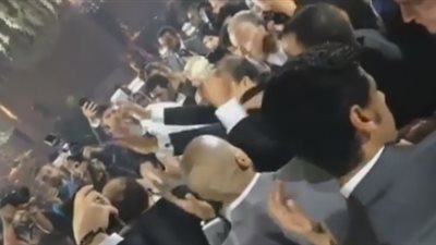 محمد عبد الرحمن يشعل حفل زفافه بالرقص على «رمش عينه» (فيديو)