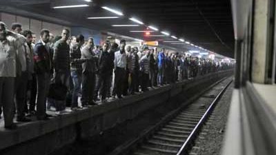 بيان عاجل للحكومة بسبب تعطل مترو الأنفاق