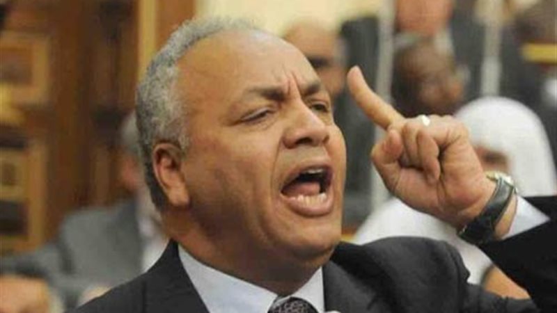  مصطفى بكرى، عضو