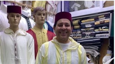 هاني شاكر بالزي المغربي والطربوش في أحدث ظهور (صور)