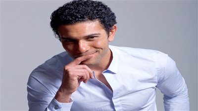 آسر ياسين: مبروك لرجالة منتخب اليد