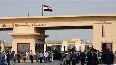 عبور 847 فلسطينيا بين مصر وغزة