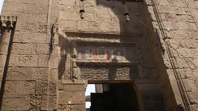 مركز ترميم الآثار بجامعة القاهرة.. كيان مغمور ذو نشاط مرموق (صور)