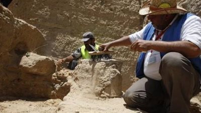 الحكومة عن «مشاركة علماء آثار يهود في البعثات»: يخضعون لموافقات أمنية