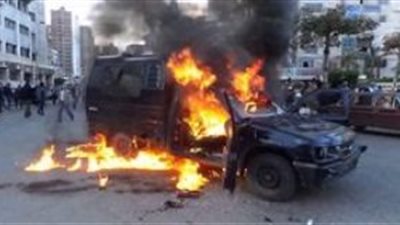 براءة 3 متهمين في قضية حريق سيارة شرطة بحدائق حلوان