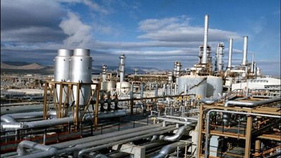 إیران تدعو فرنسا للاستثمار في قطاعها النفطي