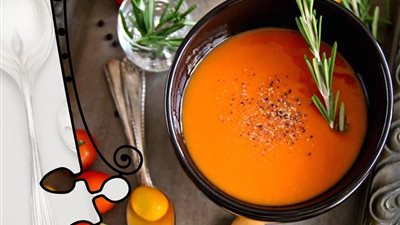 شوربة الطماطم والروزماري من مطبخ آسيا