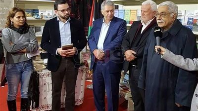 وزير الثقافة الفلسطيني يطلق كتاب «لا بد أن يعود» بمعرض بيروت