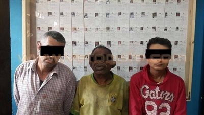 ضبط 3 عاطلين يمارسون الرذيلة مع الأطفال بشبرا الخيمة