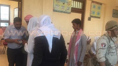 بالصور.. إقبال كثيف من الناخبين بنويبع في شرم الشيخ