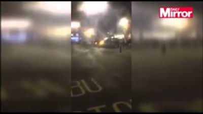 بالفيديو.. الألعاب النارية تحرق 7 أشخاص في احتفالات الكريسماس