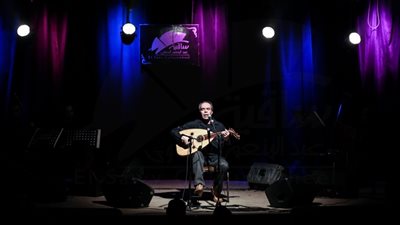 «وجيه عزيز» يتألق على مسرح ساقية الصاوي (صور)