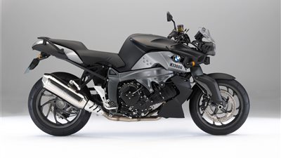 الجمارك: استيراد 2732 مركبة نقل بـ330 مليونًا في ديسمبر