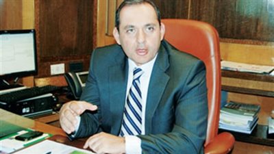 البنك الأهلى المصرى يوقع بروتوكولًا مع 16 جامعة لتديب الطلاب