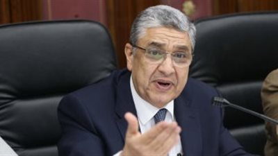 وزير الكهرباء: نحتاج لتنويع مصادر الطاقة لتلبية متطلبات التنمية.. تدريب العمالة على تنفيذ المشروعات الكبرى.. ومصر حققت احتياطيا آمنا من الطاقة