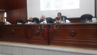 الخشت يشارك بملتقى التوظيف في هندسة القاهرة