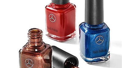 طلاء الأظافر أبرز إنتاج شركة مرسيدس