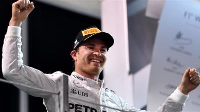 بطل العالم في السيارات الكهربائية يتراجع عن قرار اعتزاله