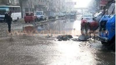 انفجار ماسورة مياه أمام مجمع للجان الانتخابية بالقليوبية