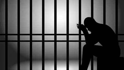 السجن 6 سنوات لعامل عذب ابنه حتى الموت في أوسيم