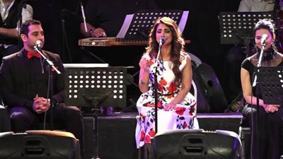 فابريكا تحتفل بـ«الكريسماس» في ساقية الصاوي