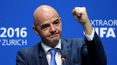 رئيس «فيفا»: ليس من السهل على قطر استضافة كأس العالم وحدها