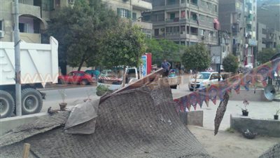 بالفيديو والصور.. إزالة منتدى العمرانية الثقافي يثير سخط الأهالي..