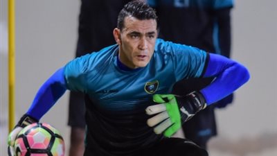 الاتحاد السكندري ينتظر عودة الحضري لبحث أزمة مستحقاته لدى النادي