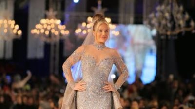 نشرة الأخبار: نيكول سابا تتألق بفستان بـ٢٠٠ مليون جنيه في ديفليه البحيري