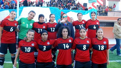 بعثة منتخب الكرة النسائية تطير للمغرب لخوض وديتين